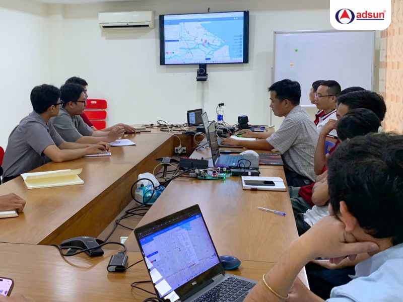 R&D là nền tảng giúp Adsun làm chủ công nghệ và đảm bảo sản phẩm đúng chuẩn, bền vững.